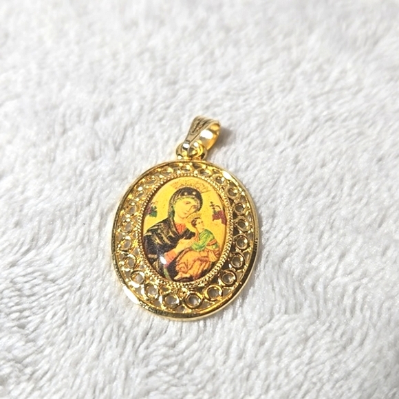 Jewelry - #336 Vintage Our lady of perpetual help pendant